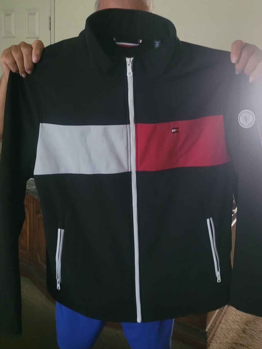 Used Excellent Condition Men's Tommy Hilfiger Full-Zip Jacket Size XL